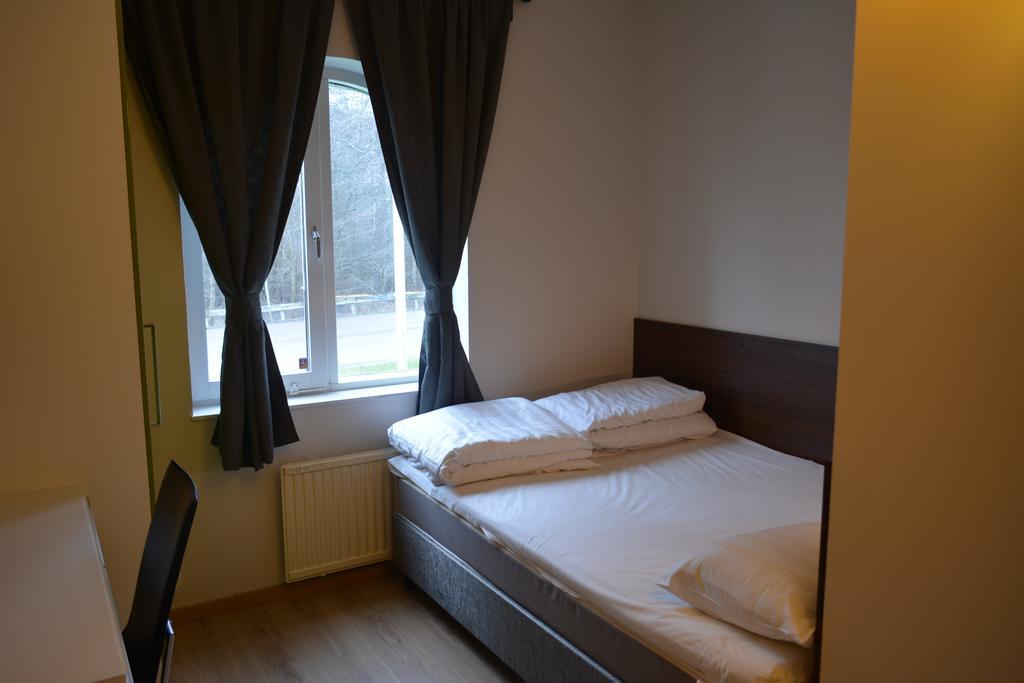 Hotell Angora โซเลนทูนา ห้อง รูปภาพ