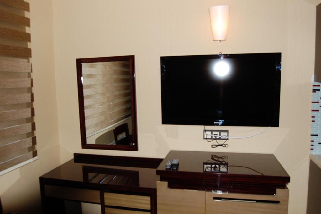 Hotell Angora โซเลนทูนา ภายนอก รูปภาพ