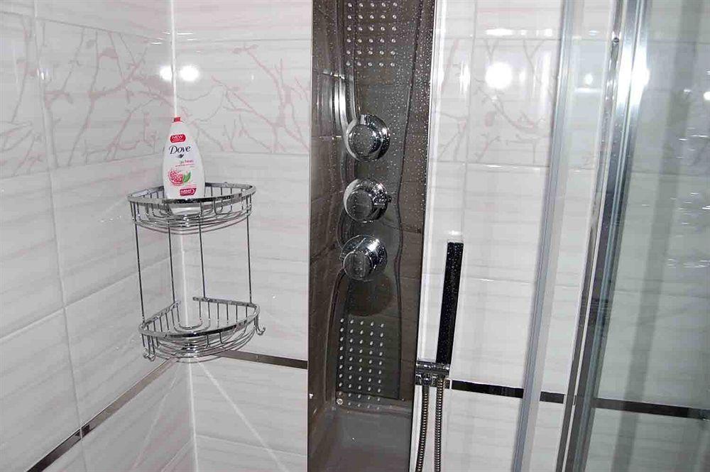Hotell Angora โซเลนทูนา ภายนอก รูปภาพ
